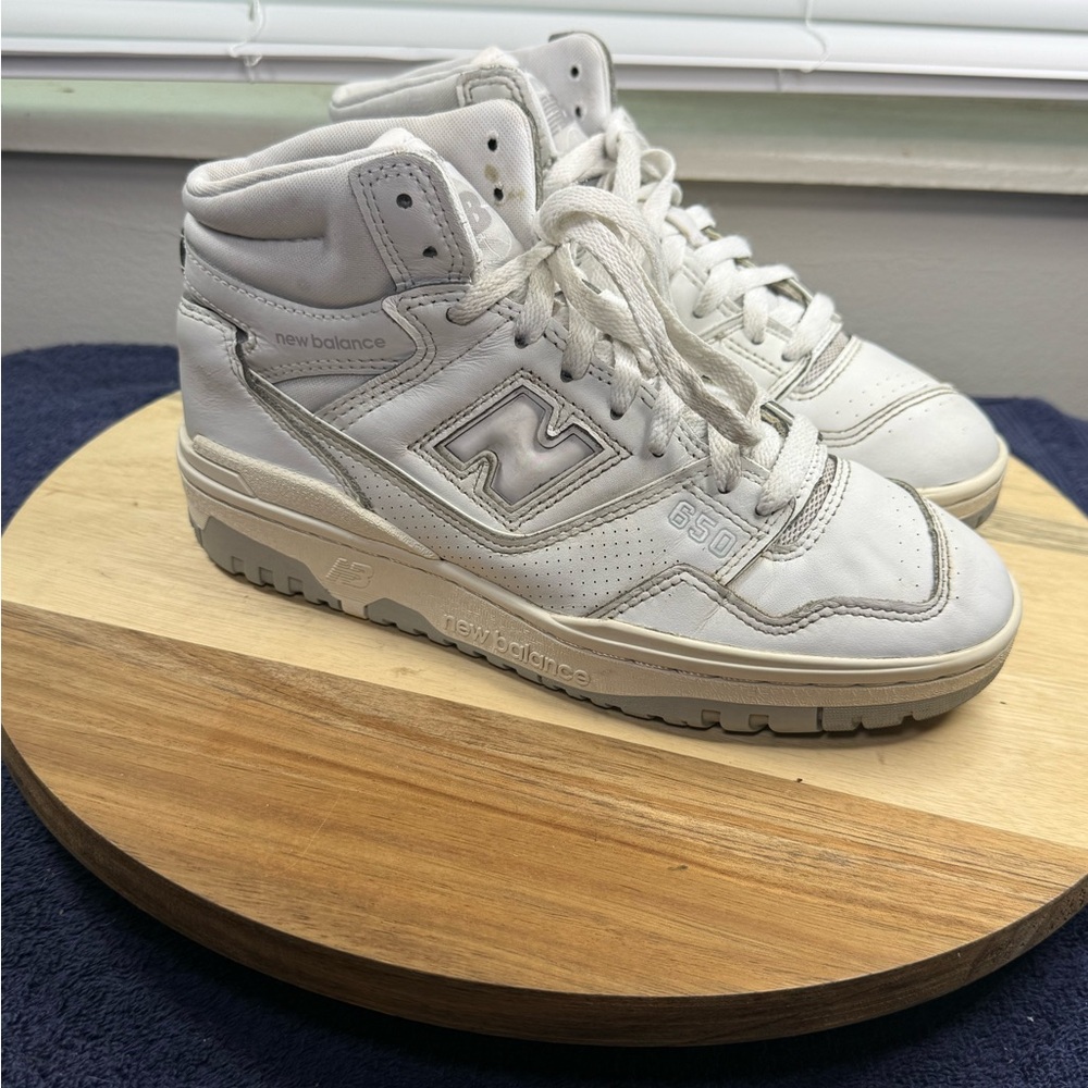 New Balance 650 White High-Top Sneakers (Women’s 7.5)